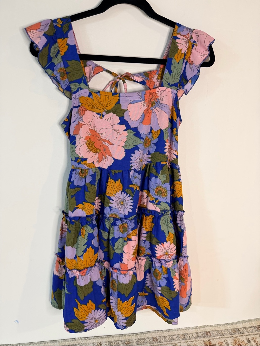 B.O.G. Collective blue floral tiered mini dress ruffle sleeves and tie back